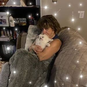 Meet your Posher, Sandra